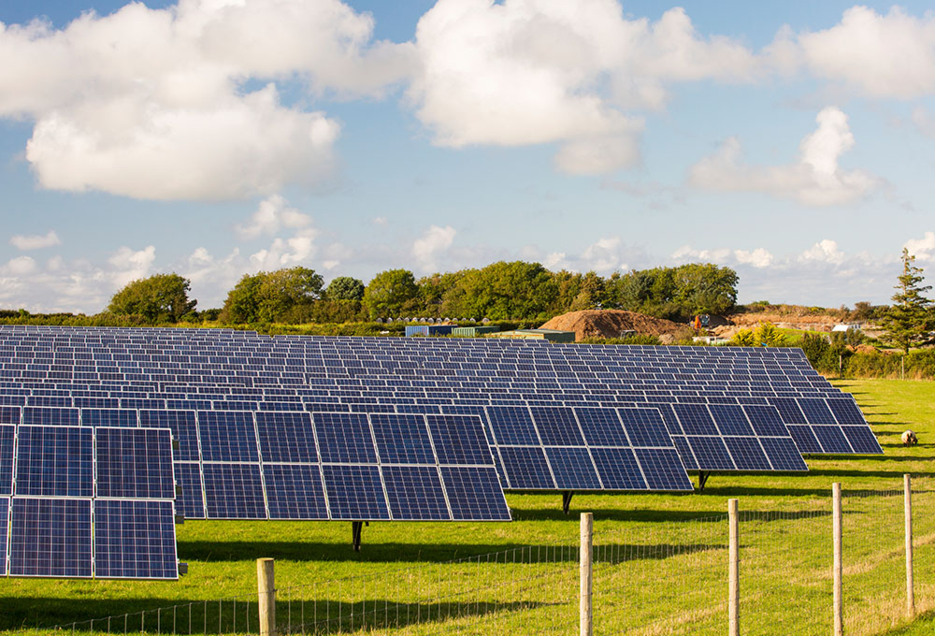 PV-Freiflächenanlagen bei SG Solartechnik GmbH in Igensdorf